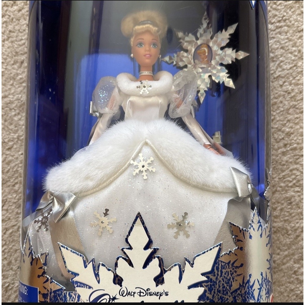 Special Edition, 1st in Series Holiday Princess Cinderella Barbie & Ornament-New - Picture 2 of 5